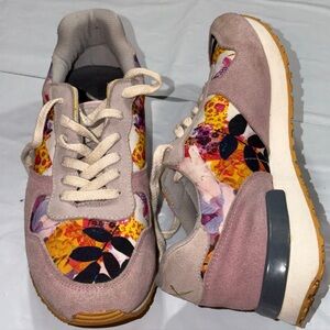 Inkkas Andes Floral Sneakers Unisex W11/M9 Jogger Lace Up Shoes Pink Suede Sz 42